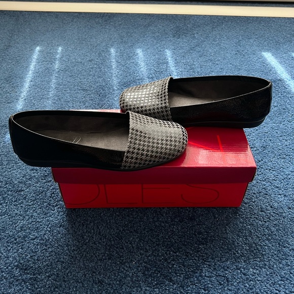 Aerosoles Mr Softee Black Houndstooth 775 - Picture 4 of 5